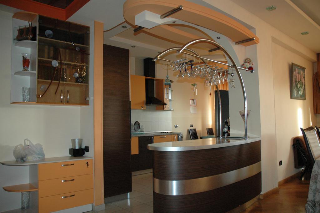 Luxury In The Heart Apartment